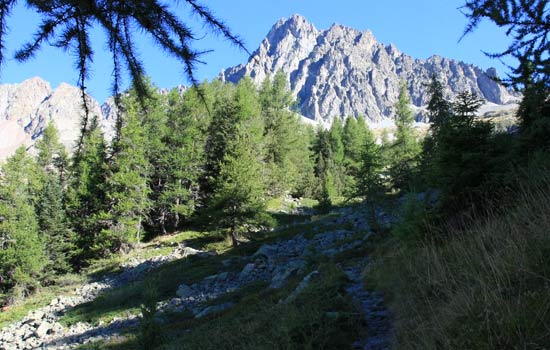 Refuge des Souffles, col des Clochettes et lac Lautier