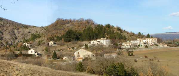 quartier le village en hiver