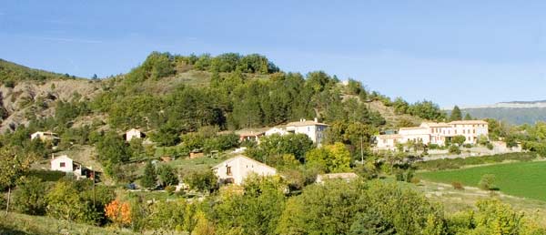 quartier le village en dbut d'automne